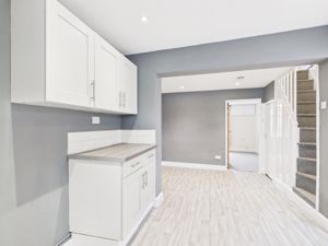 Kitchen/ dining room- click for photo gallery